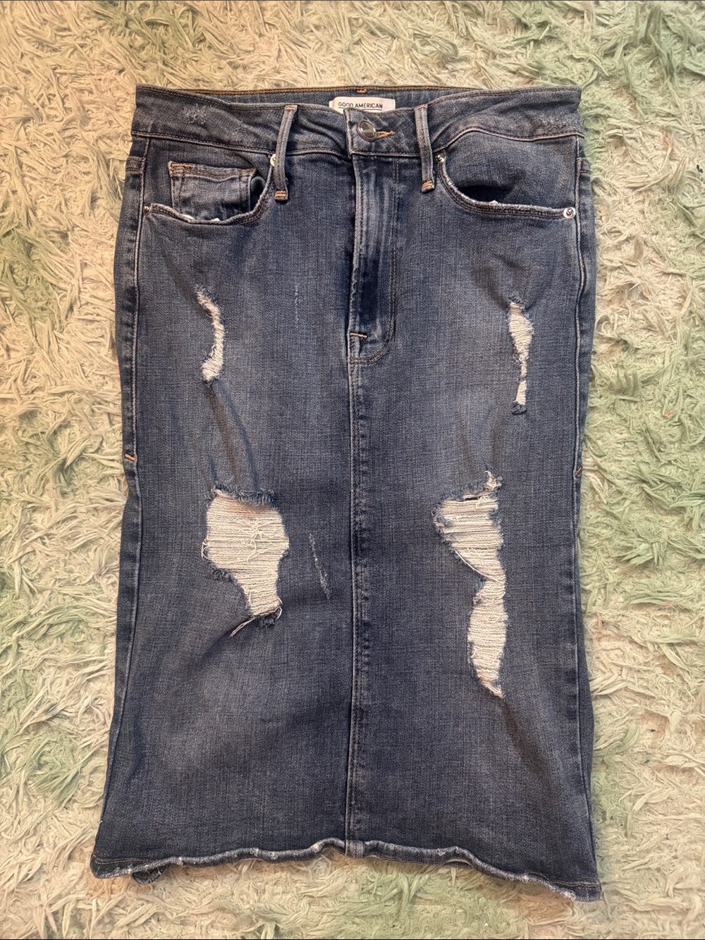 Good American Distressed Dark Blue Straight-Leg Jeans